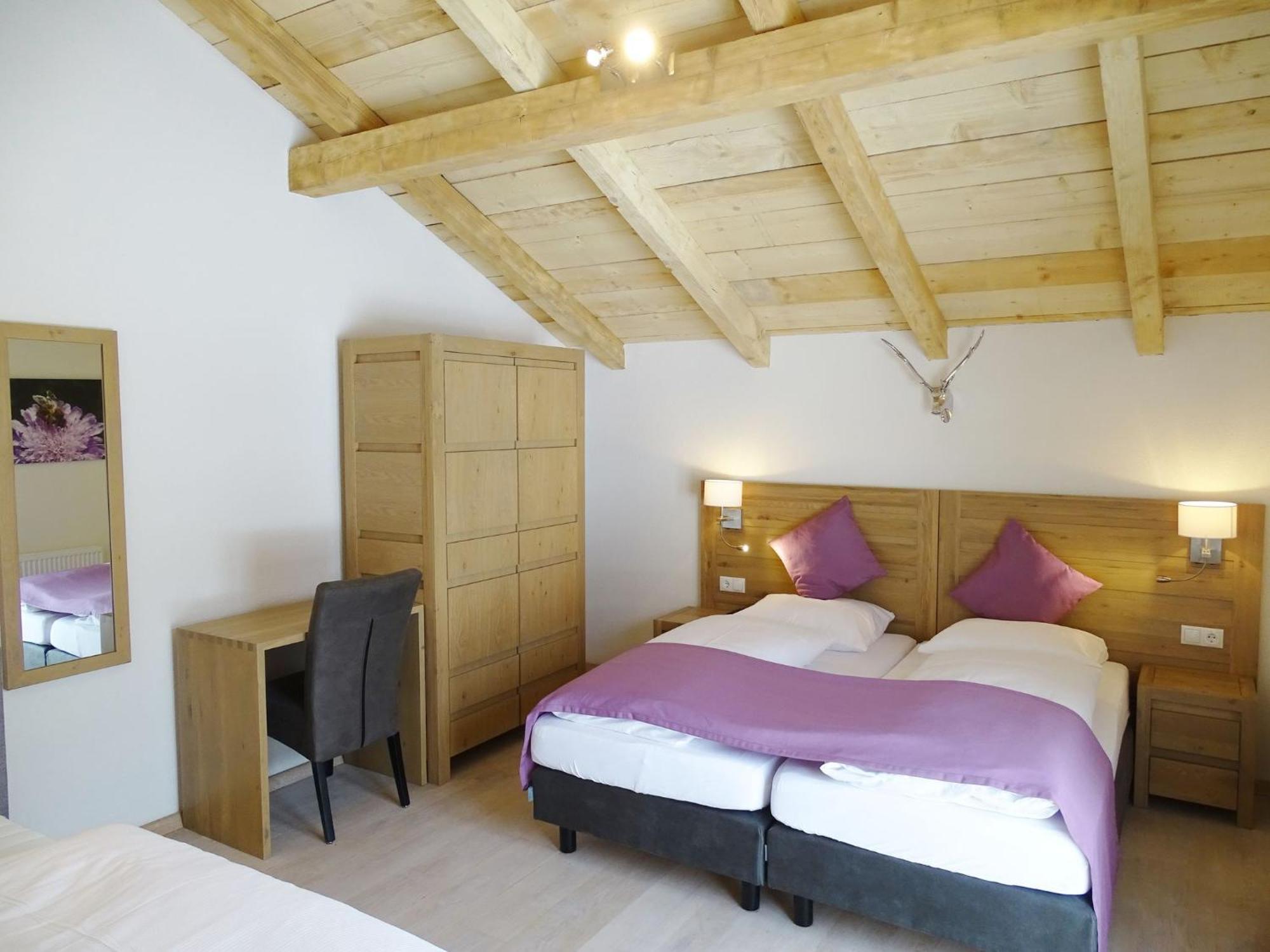 Detached Chalet Close To The Ski Area Villa Bruck an der Grossglocknerstrasse Luaran gambar